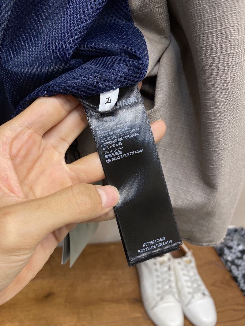 Ba1en*iaga outwear
